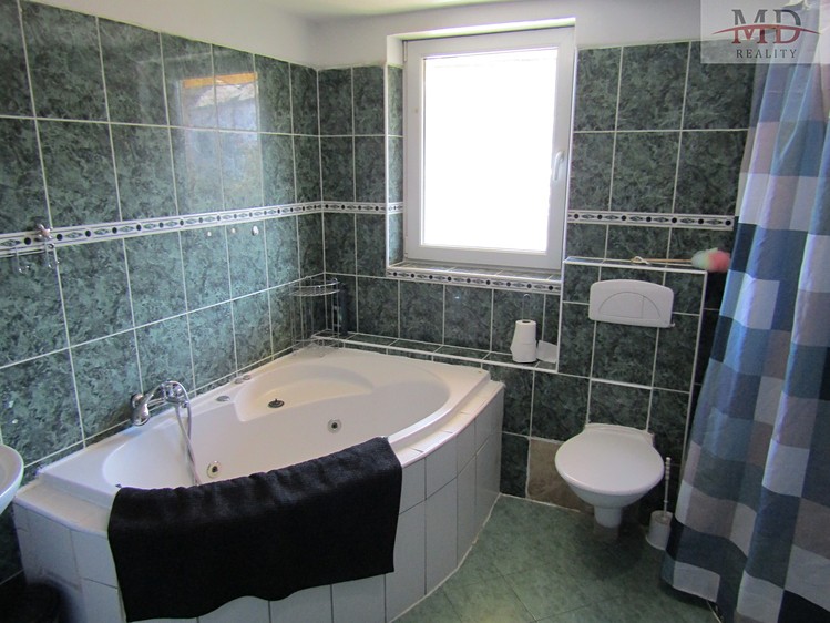 Prodej činžovního domu 225 m² - foto 3