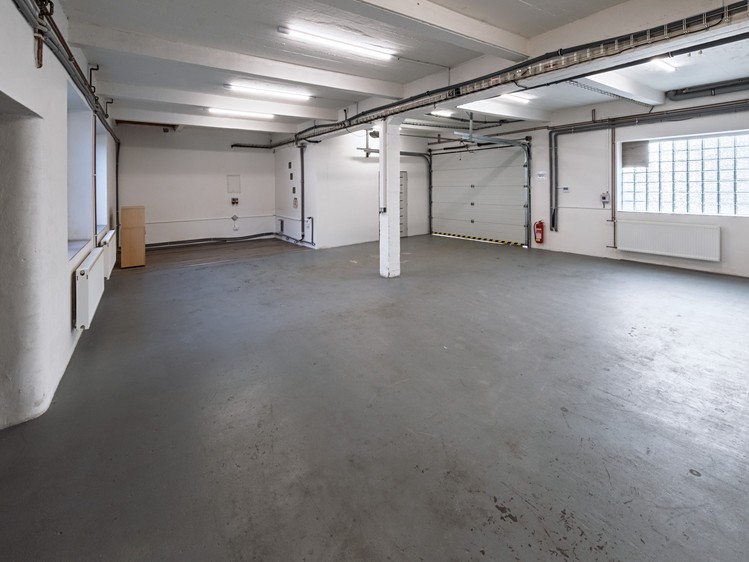Prodej kanceláře 180 m² - foto 3
