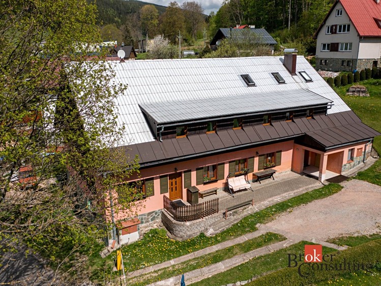 Prodej ubytovacího zařízení 620 m² - foto 1