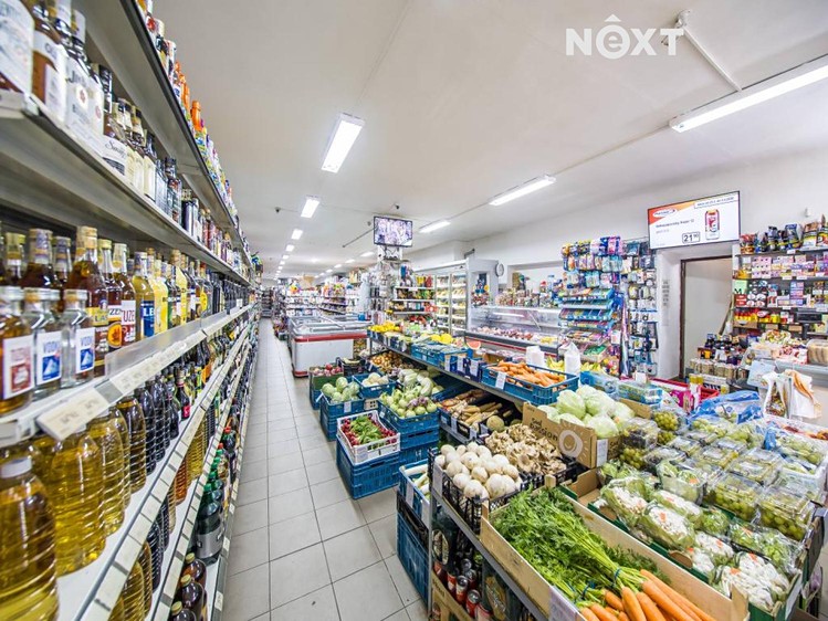 Prodej obchodního prostoru 550 m² - foto 4
