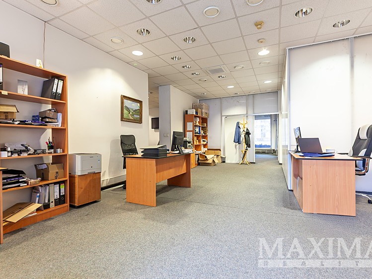 Prodej kanceláře 227 m² - foto 3