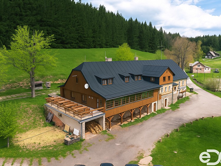 Prodej ubytovacího zařízení 1 400 m² - foto 4