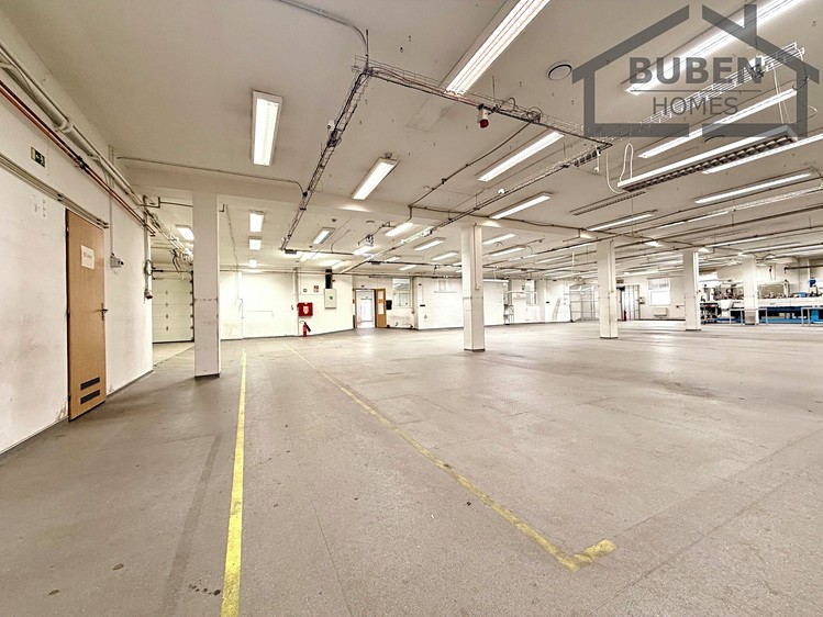 Prodej výrobní haly, prostoru 1 084 m² - foto 8