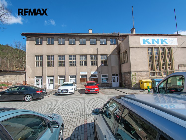 Prodej obchodního prostoru 1 817 m² - foto 1