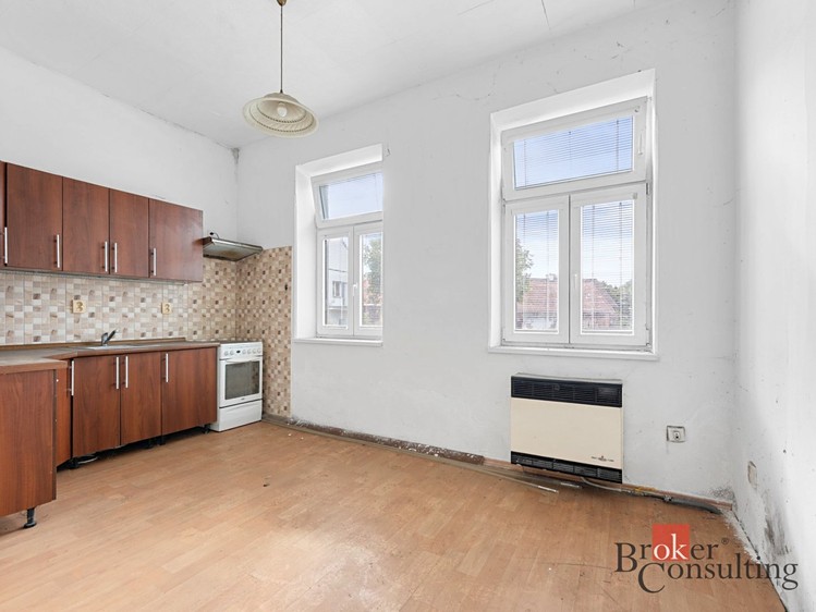 Prodej činžovního domu 244 m² - foto 1