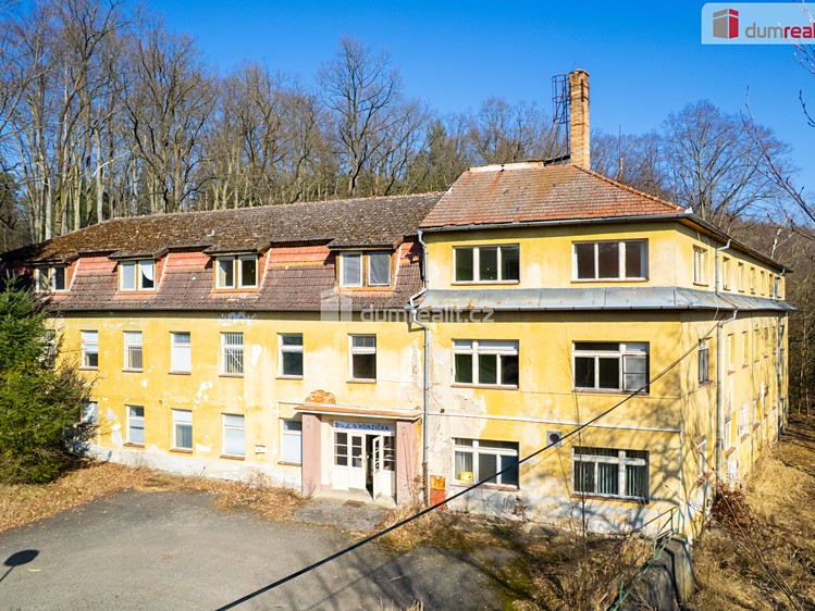 Prodej komerční nemovitosti 2 181 m² - foto 1