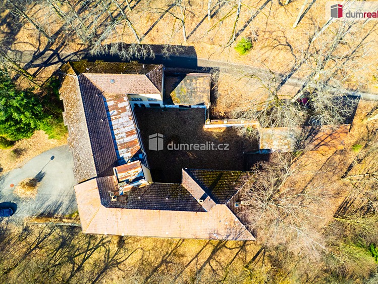Prodej komerční nemovitosti 2 181 m² - foto 2