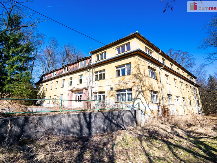 Prodej komerční nemovitosti 2 181 m² - foto 7