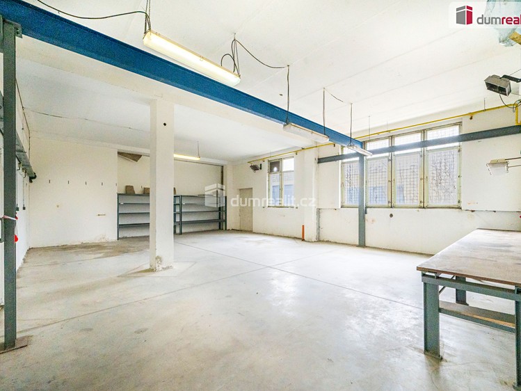 Prodej výrobní haly, prostoru 2 752 m² - foto 8