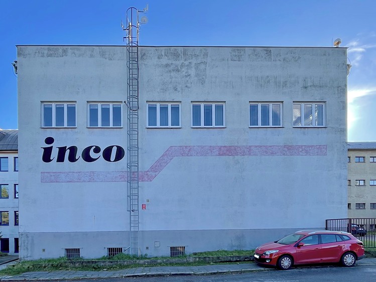 Prodej kanceláře 1 600 m² - foto 4