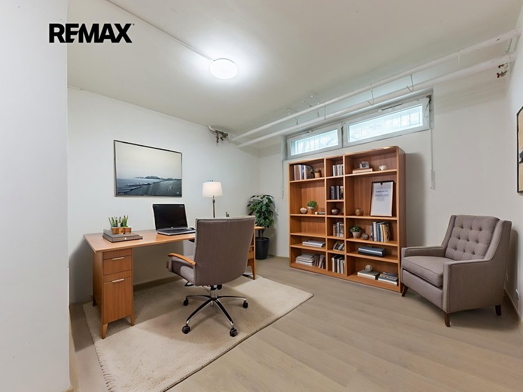 Prodej kanceláře 45 m² - foto 2