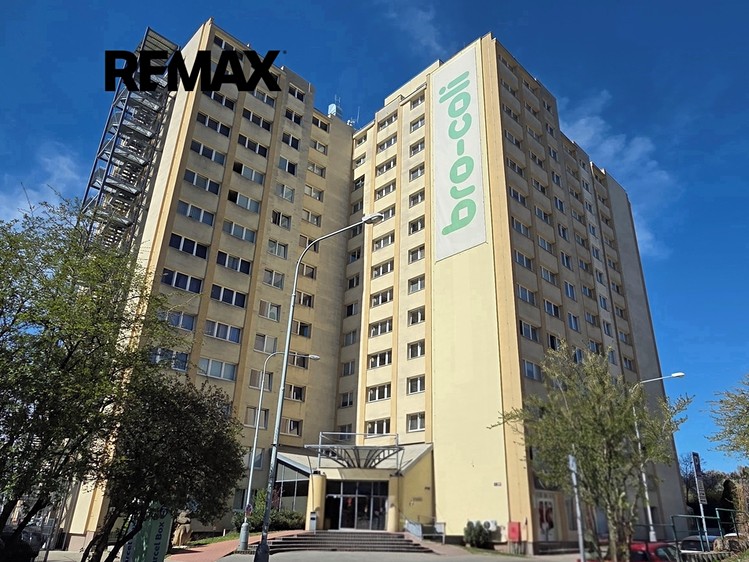 Prodej kanceláře 45 m² - foto 3