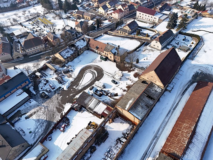 Prodej zemědělského objektu 1 600 m² - foto 4