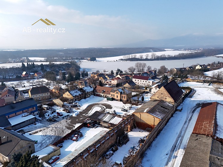 Prodej zemědělského objektu 1 600 m² - foto 7