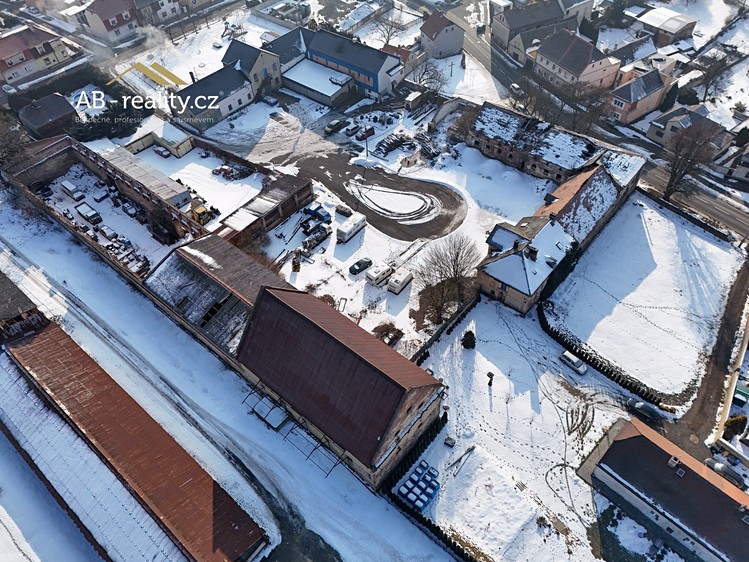 Prodej zemědělského objektu 1 600 m² - foto 5