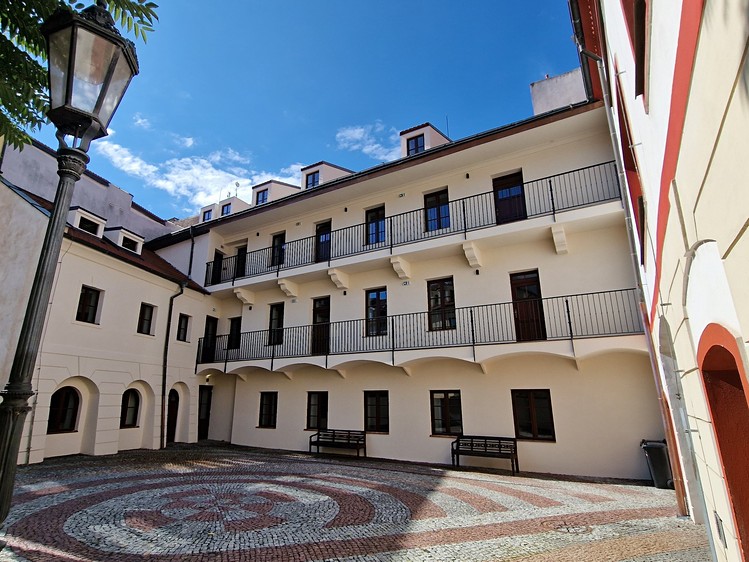 Prodej činžovního domu 578 m² - foto 2