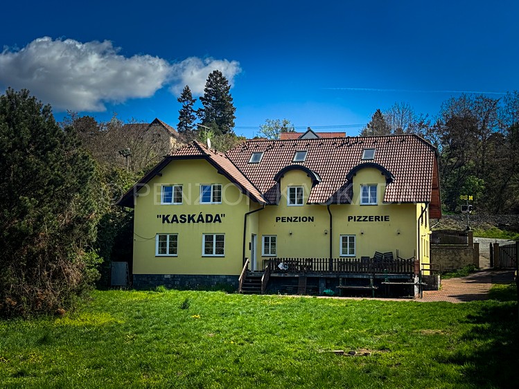 Prodej ubytovacího zařízení 400 m² - foto 1