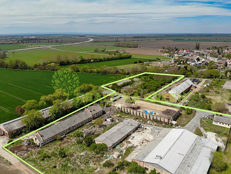 Prodej komerční nemovitosti 27 330 m² - foto 4
