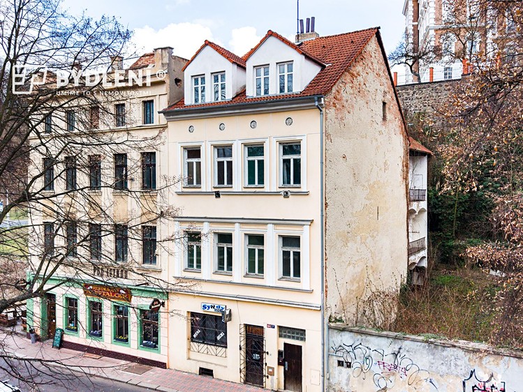 Prodej činžovního domu 388 m² - foto 1