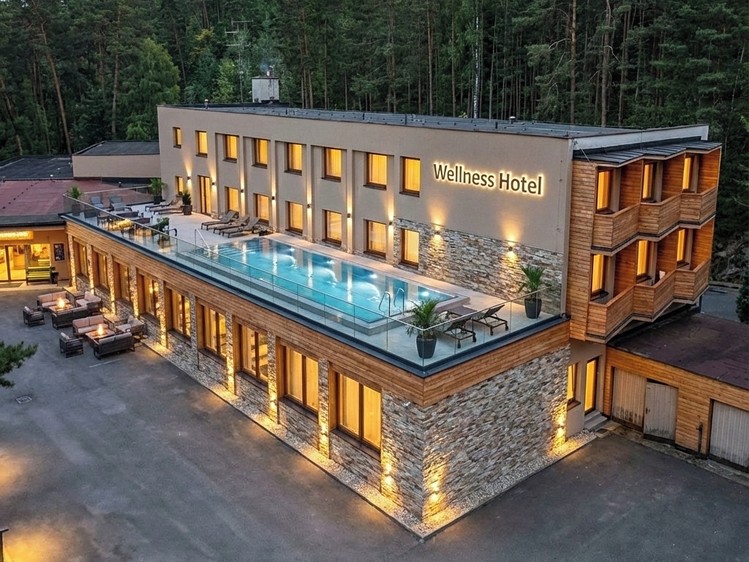 Prodej ubytovacího zařízení 1 700 m² - foto 2