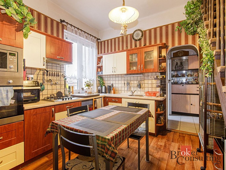 Prodej činžovního domu 250 m² - foto 5