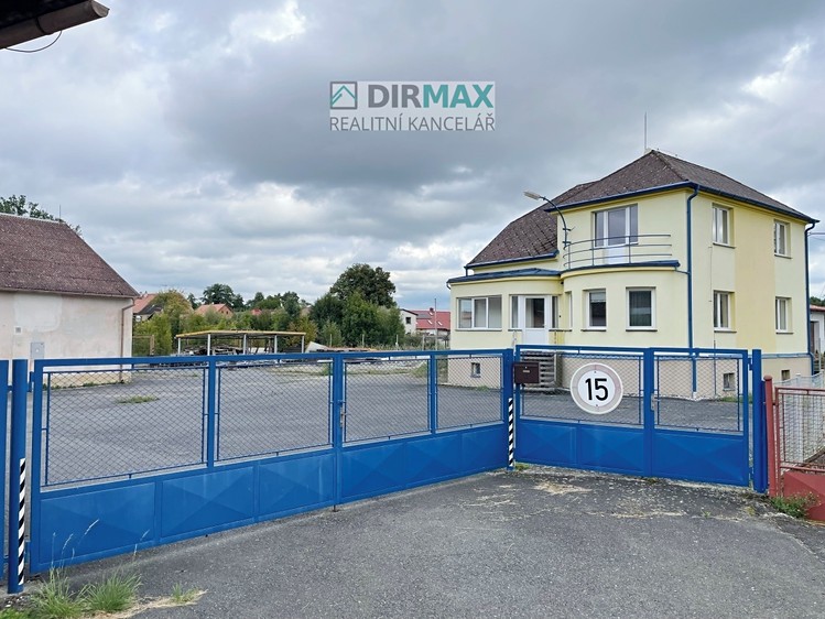 Prodej výrobní haly, prostoru 3 000 m² - foto 1