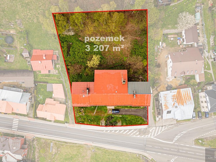 Prodej činžovního domu 900 m² - foto 2