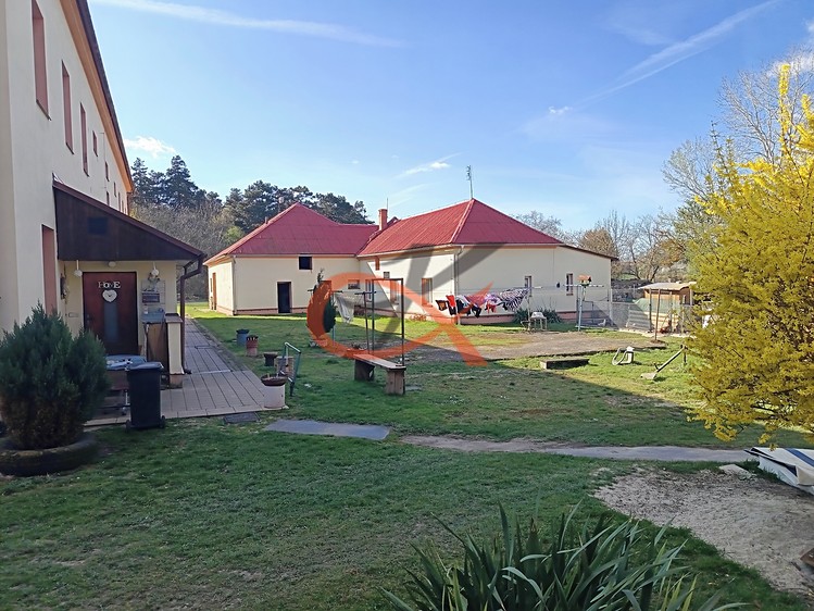 Prodej činžovního domu 828 m² - foto 2