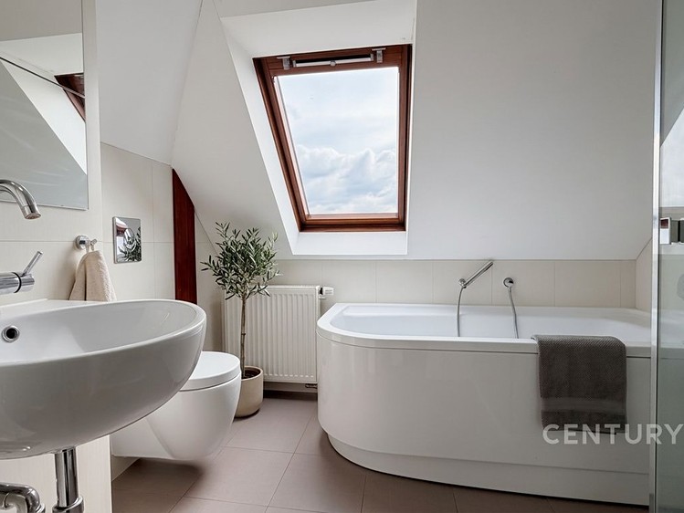 Prodej komerční nemovitosti 432 m² - foto 3