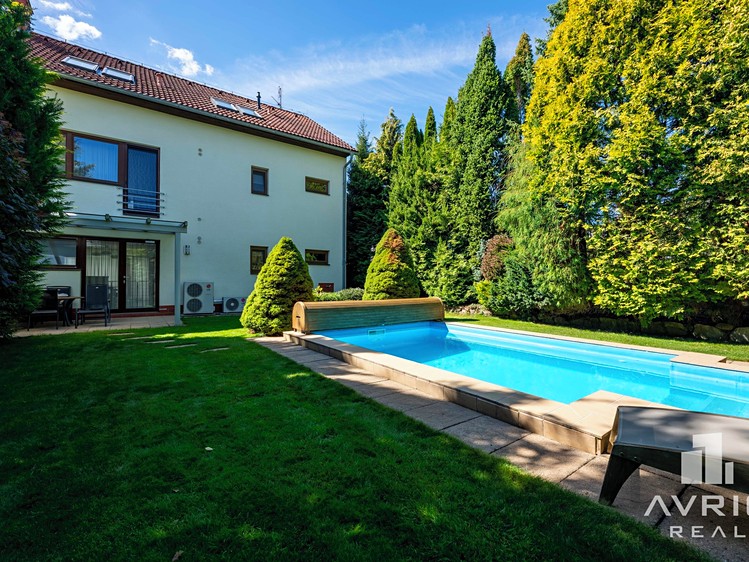 Prodej činžovního domu 255 m² - foto 2