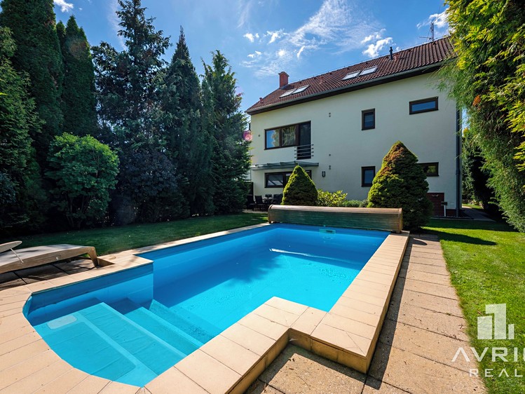 Prodej činžovního domu 255 m² - foto 3