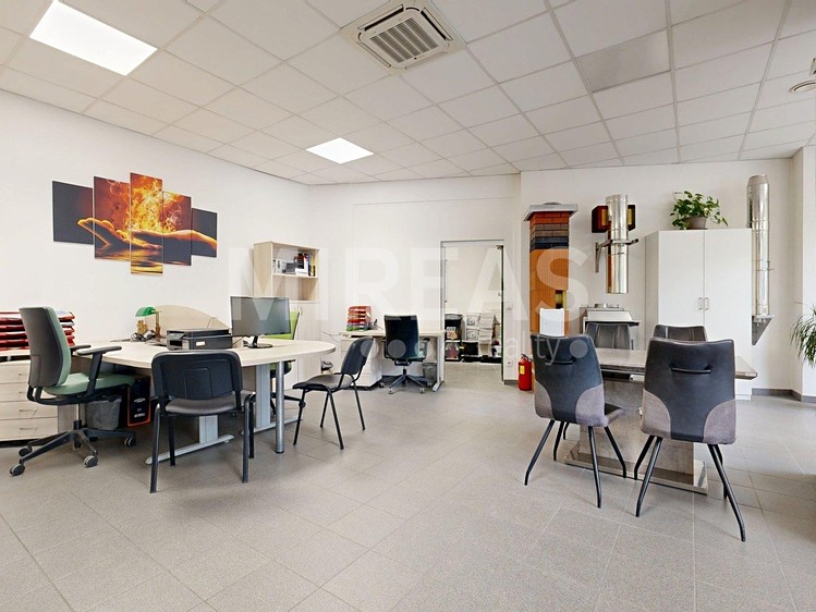 Prodej obchodního prostoru 106 m² - foto 4