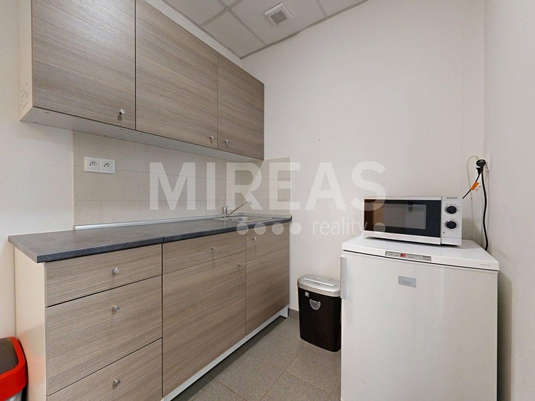 Prodej obchodního prostoru 106 m² - foto 6