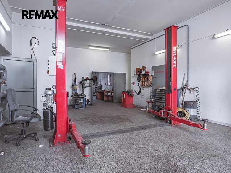 Prodej výrobní haly, prostoru 2 224 m² - foto 6