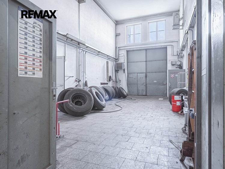 Prodej výrobní haly, prostoru 2 224 m² - foto 5