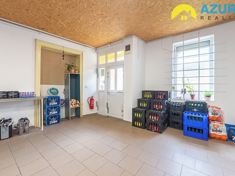 Prodej obchodního prostoru 450 m² - foto 3