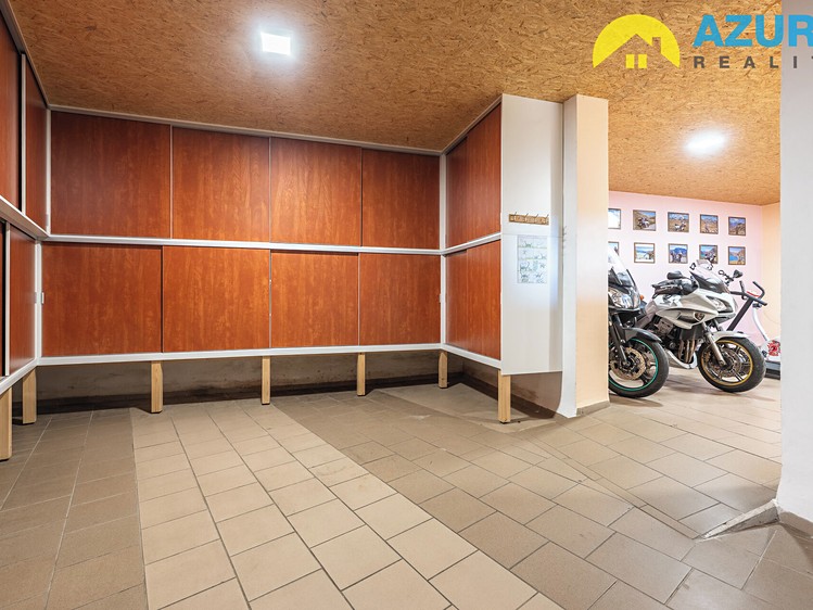 Prodej obchodního prostoru 450 m² - foto 4