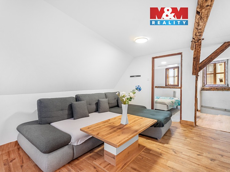 Prodej činžovního domu 210 m² - foto 1