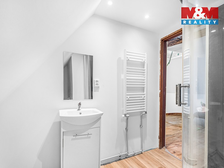 Prodej činžovního domu 210 m² - foto 6