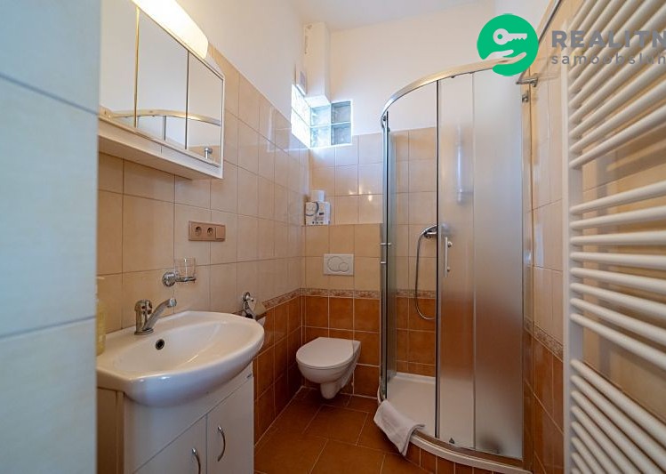 Prodej ubytovacího zařízení 340 m² - foto 8