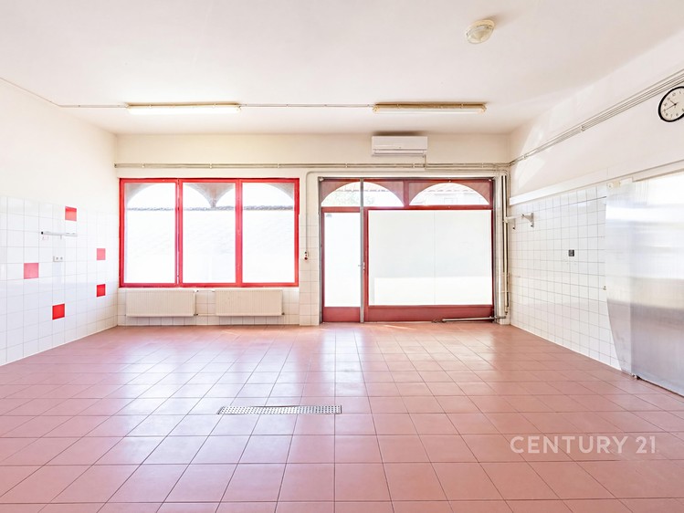 Prodej výrobní haly, prostoru 270 m² - foto 8