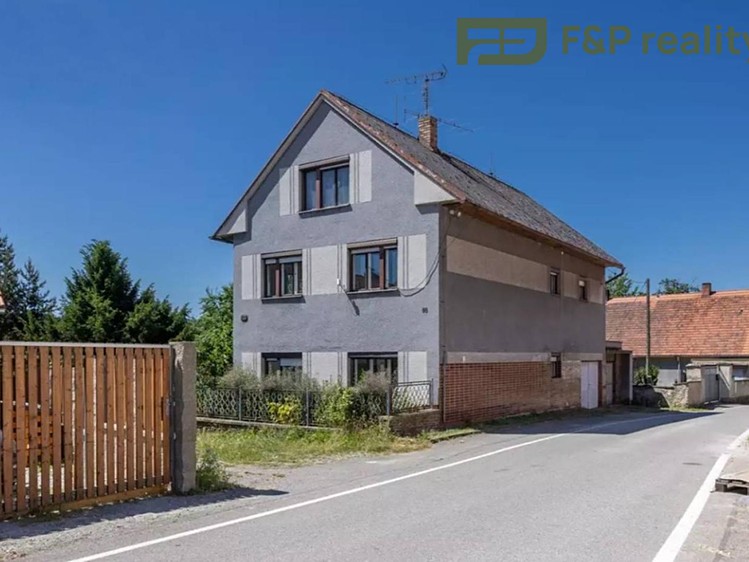 Prodej činžovního domu 197 m² - foto 1