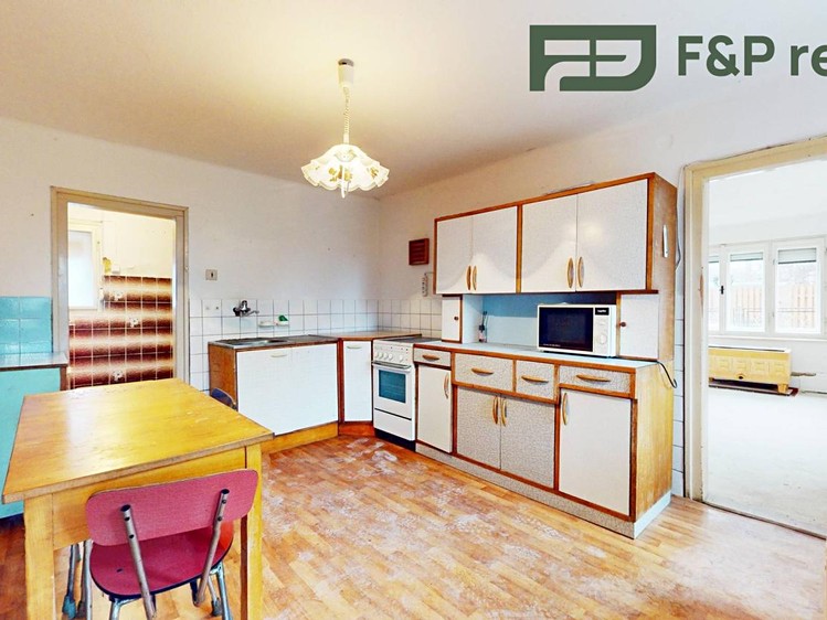 Prodej činžovního domu 197 m² - foto 2