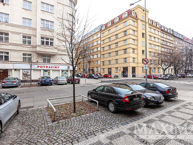 Prodej obchodního prostoru 53 m² - foto 5