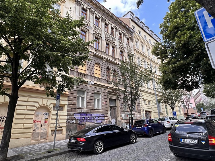 Prodej činžovního domu 1 015 m² - foto 2