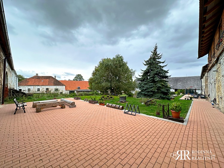 Prodej ubytovacího zařízení 750 m² - foto 4