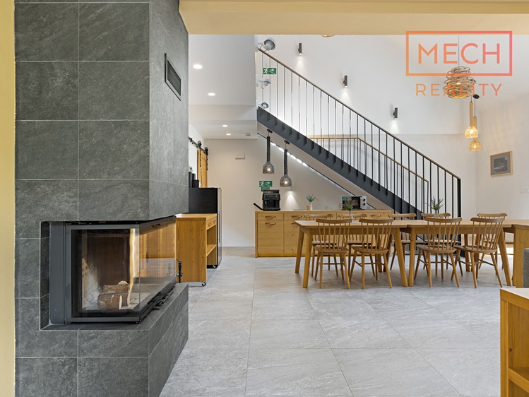 Prodej ubytovacího zařízení 143 m² - foto 7