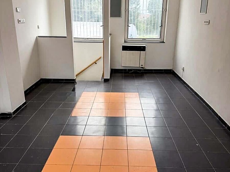 Prodej obchodního prostoru 45 m² - foto 4