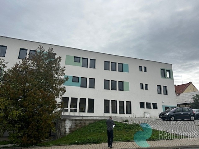 Prodej komerční nemovitosti 1 325 m² - foto 2