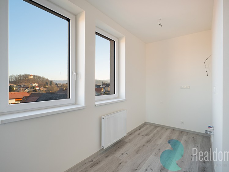 Prodej komerční nemovitosti 1 325 m² - foto 3